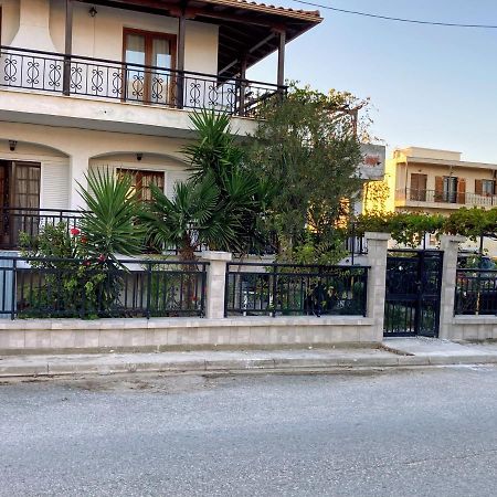 Kristel Villa Ierissos Exterior photo